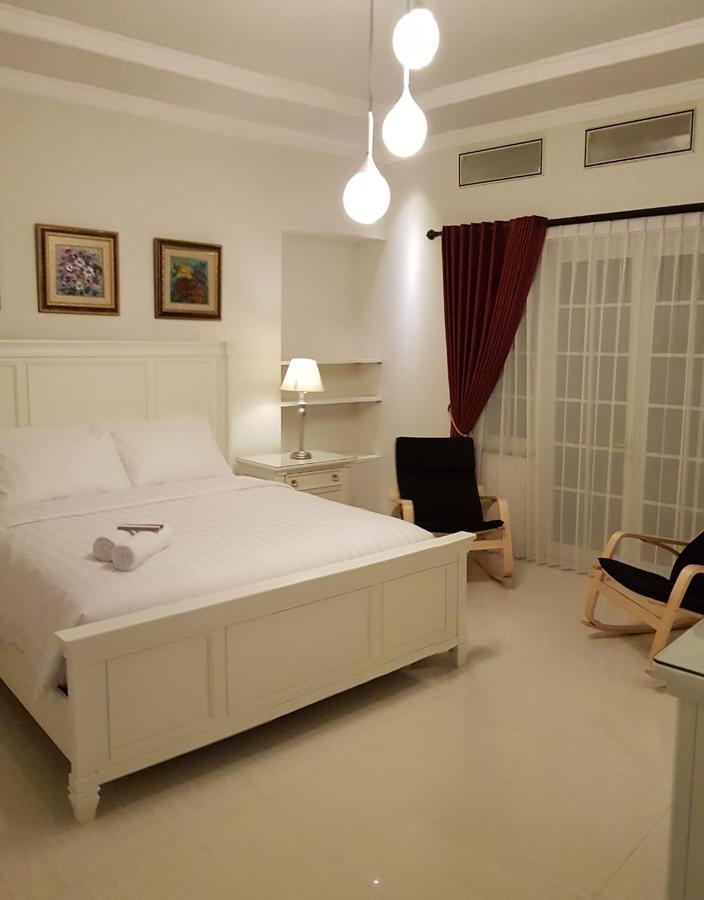 Front One Boutique Baluran Malang Hotel Kültér fotó